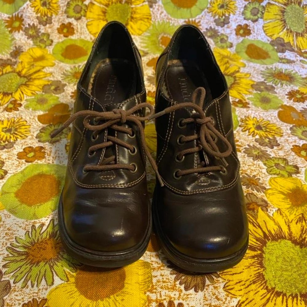 Y2K Mudd Chunky Brown Oxford Heels - Picture 2 of 4